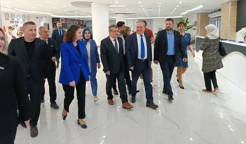 Yalova’da Sanatın Gücü Engel Tanımadı
