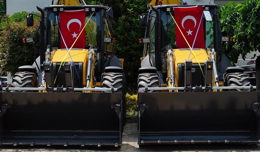 Armutlu’da Yeni İş Makineleri Görev Başında