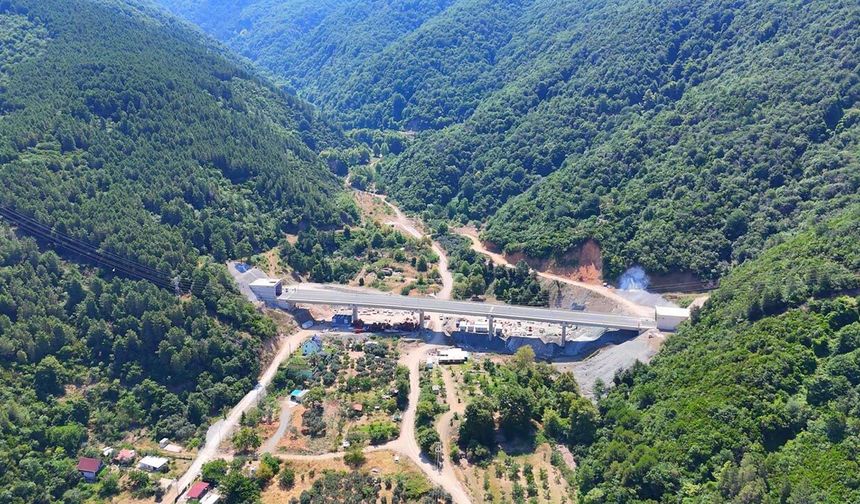 Bakan Uraloğlu, Armutlu-Esenköy Tünellerini Açacak