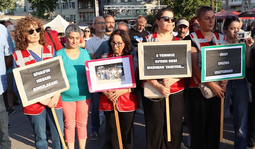 Yalova’da Sivas Katliamı'nda Yaşamını Yitiren "Canlar" Anıldı