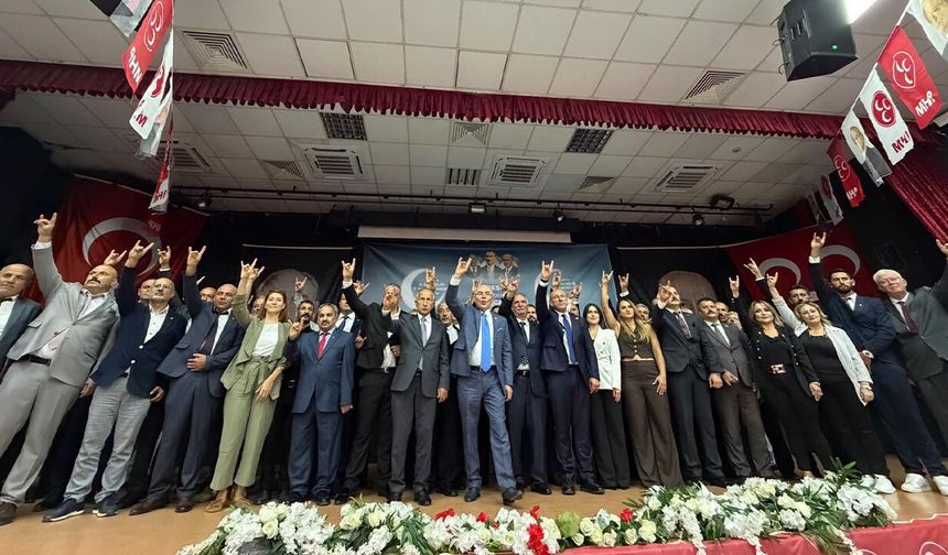 MHP Yalova’da Deviren Yeniden İl Başkanı
