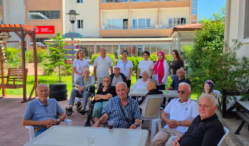 Yalova İl Sağlık Müdürlüğünden Huzurevi Ziyareti