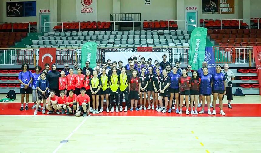 ANALİG Masa Tenisi Heyecanı Yalova’da Sona Erdi