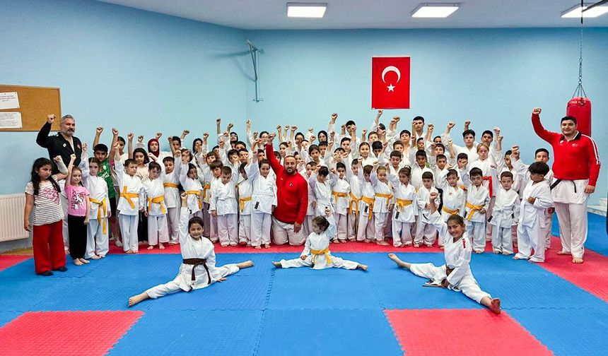 Çiftlikköy’de Çocuklar Sporla Dolu Bir Yaz Geçirdi