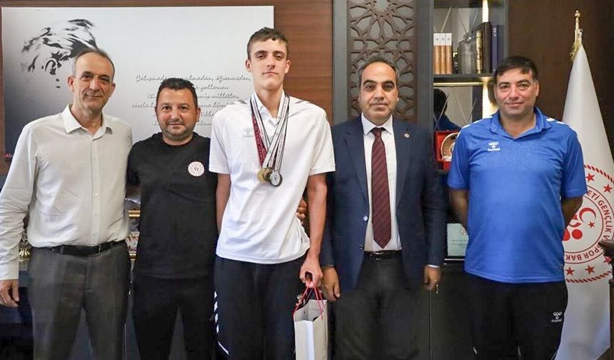 Uğuralp Eren Başarısının Sırrını Kılıç’la Paylaştı