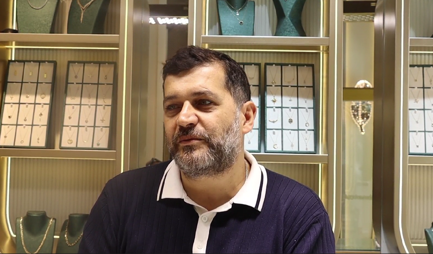 “Cumhuriyet Caddesi Araç Parkına Kapatılsın”