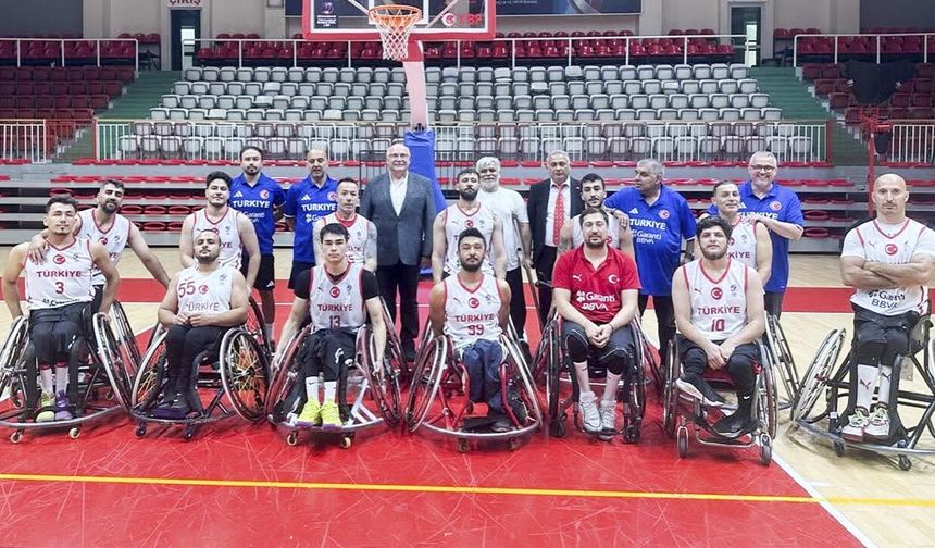 Engelsiz Milliler Kanada’ya Gitti
