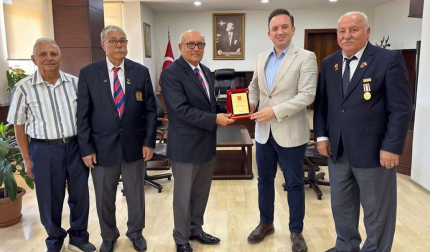 Kıbrıs Gazilerinden Kaymakam Bayram’a Ziyaret