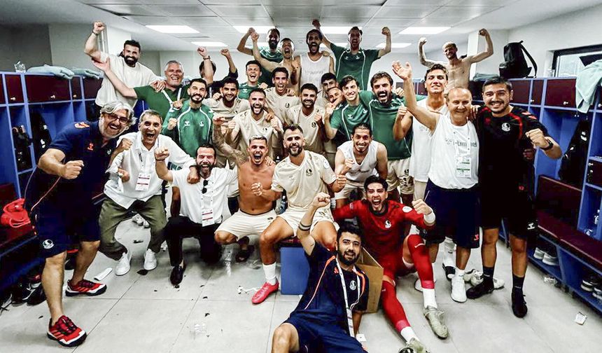 Mert Akoğlu Sakaryaspor’a İmzayı Attı