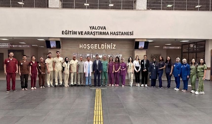 Yalova Eğitim ve Araştırma Hastanesi’nde Yeni Üniforma Dönemi