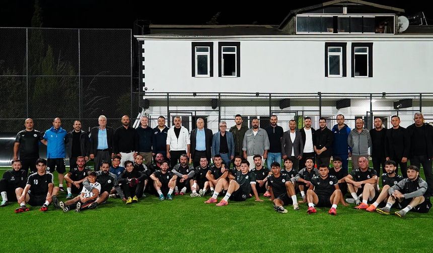 Demir ve Arslan Armutlu Belediyespor’a Başarılar Diledi