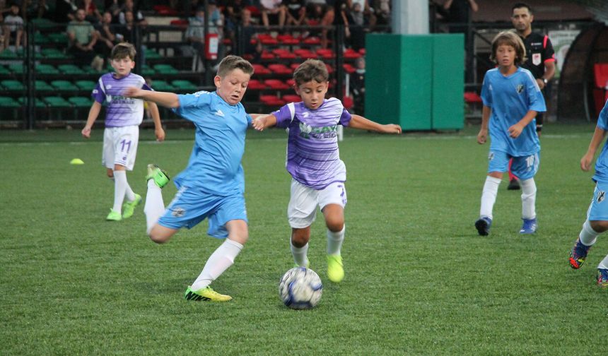Futbol Okulları Şenliği 26-27 Eylül'de 13 Farklı İlde Düzenlenecek