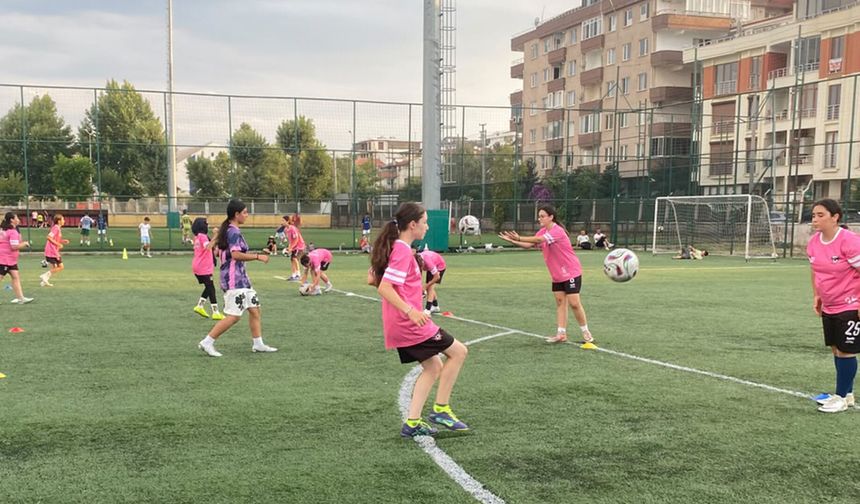Paşakent’in Kızları İkinci Yarıya Hazırlanıyor