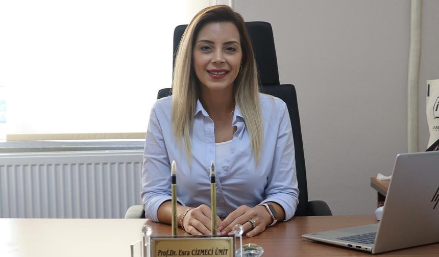 Sosyal Medyada Dikkatimiz Ekonomik Değere Dönüşüyor