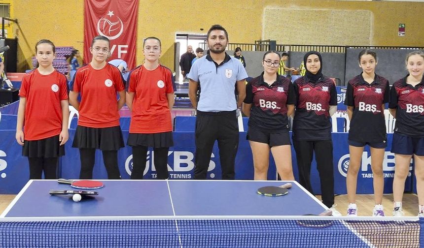 Sakarya'da Kürsü Yalovalı Raketlerin