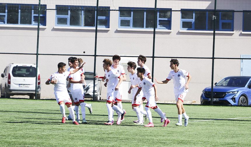 S.K. Çiftlikköy Spor Altyapı Takımları Haftayı 2 Galibiyet ve 1 Beraberlikle Tamamladı