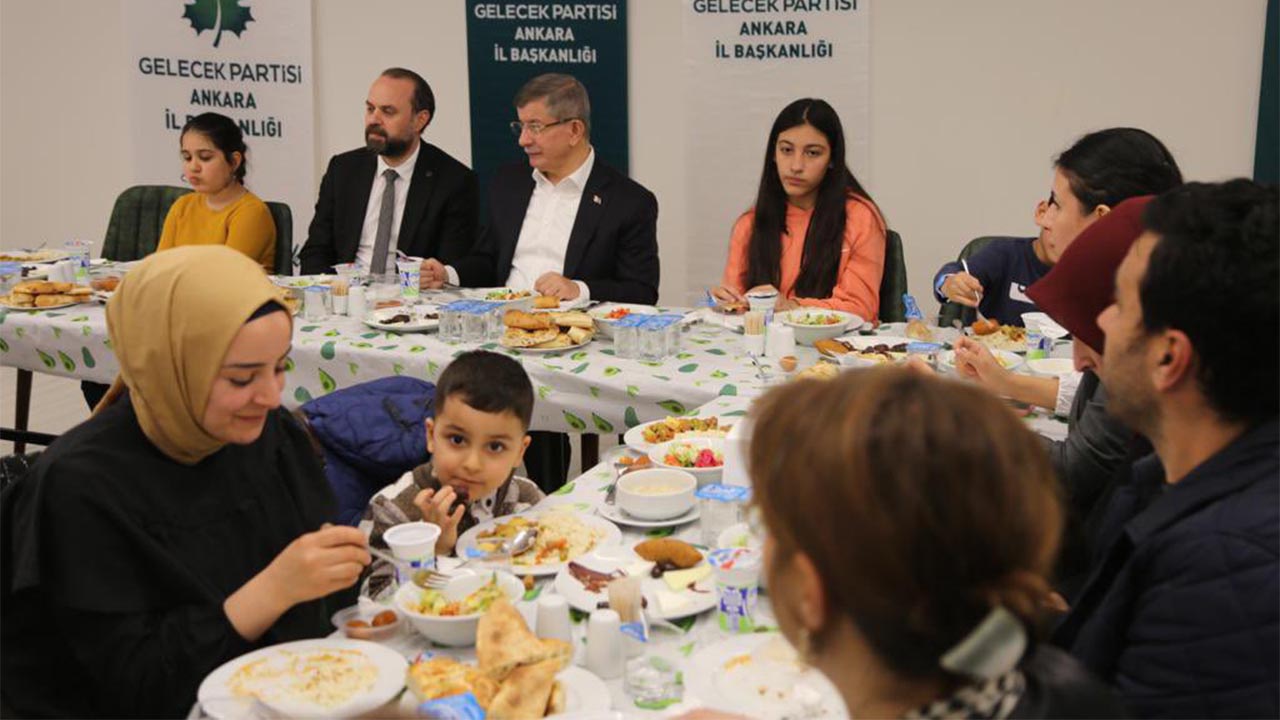 Davutoğlu depremzede iftar (5)