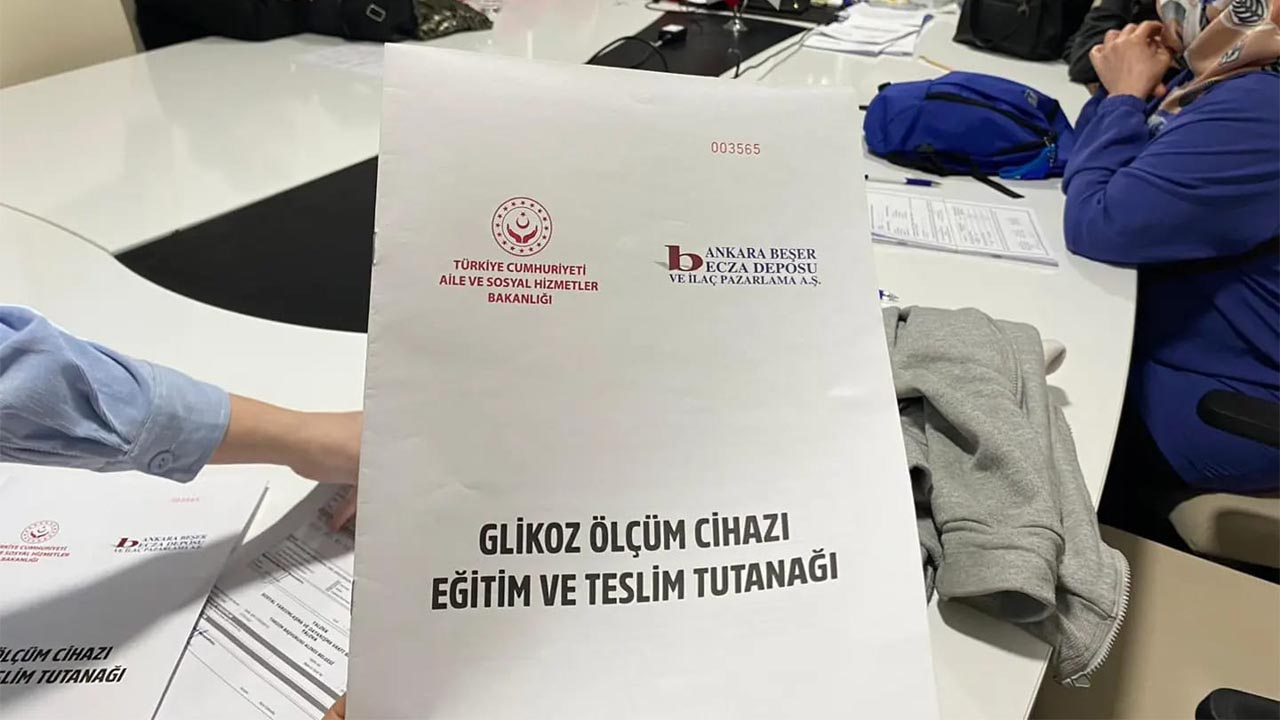 Diyabetli çocuklara sensörlü glikoz ölçüm cihazları dağıtıldı (8)