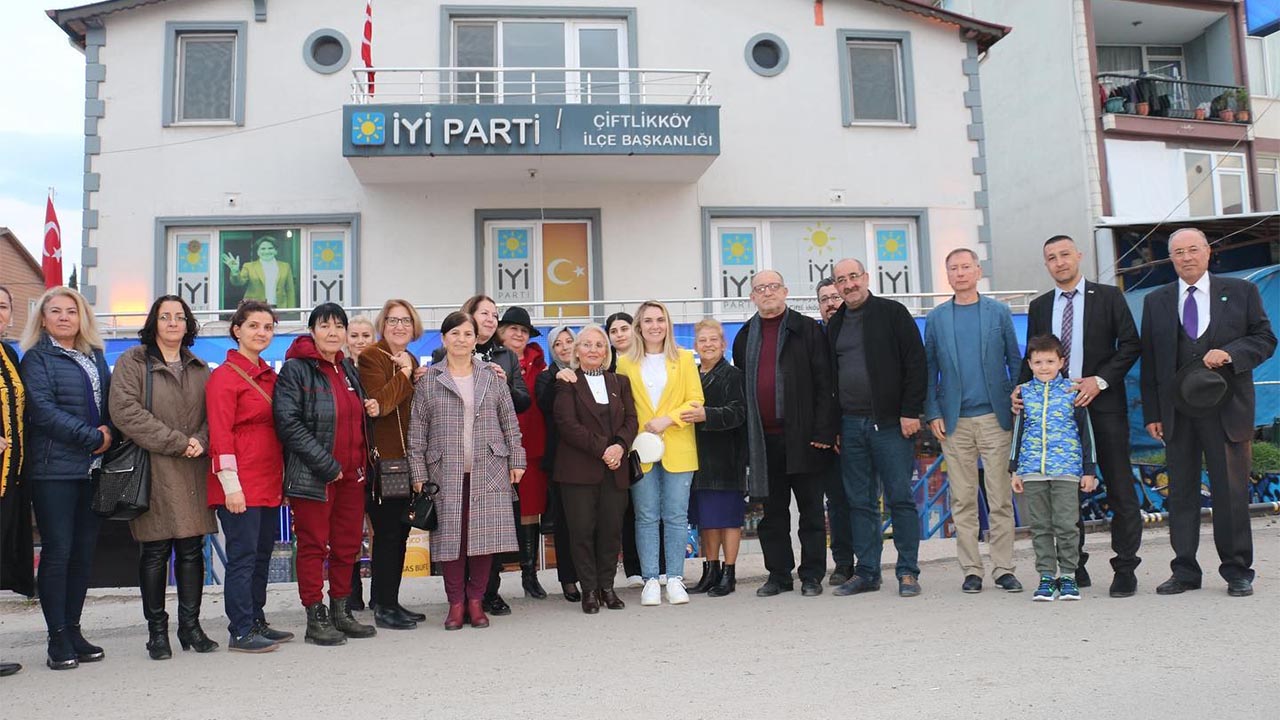 Elif Akyol Tosun’dan lokma ikramı (3)