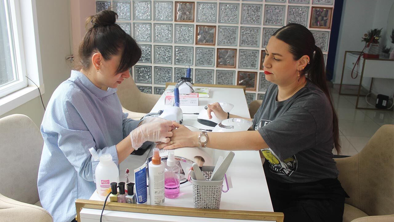 “PROTEZ TIRNAKTA KALİTEYE ÖNEM VERİYORUZ” (5)