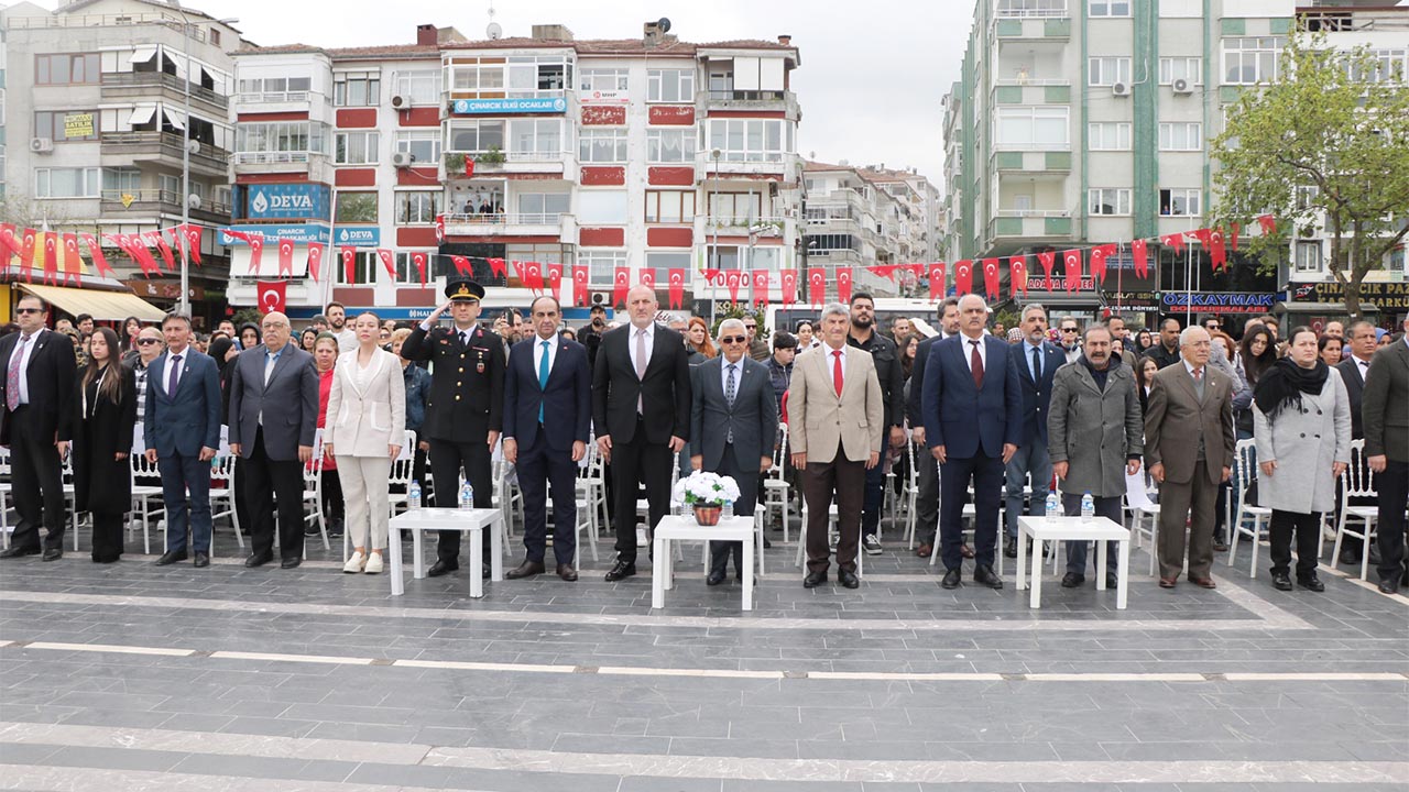 Çınarcık’ta 23 Nisan Coşkuyla Kutlandı (1)
