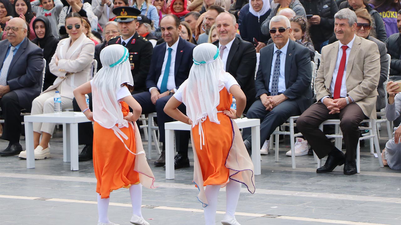 Çınarcık’ta 23 Nisan Coşkuyla Kutlandı (8)