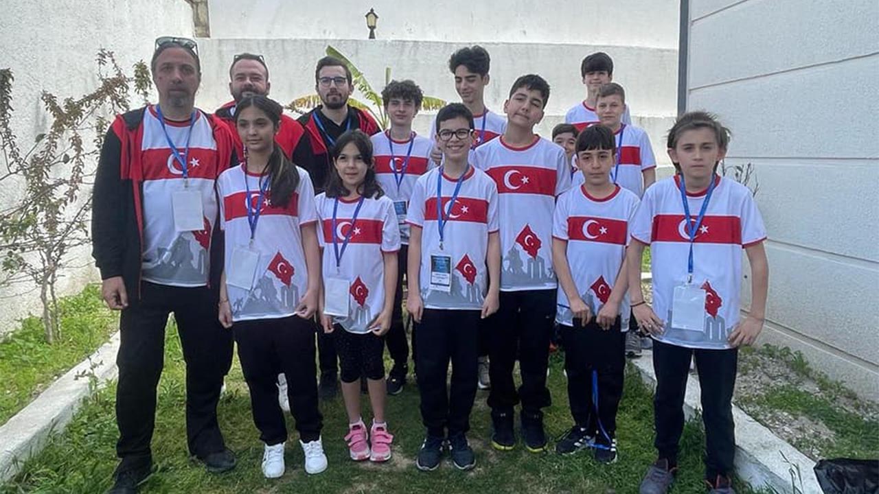 Yalova’dan 4 Takım Türkiye Şampiyonası’nda Mücadele Ediyor (3)-1