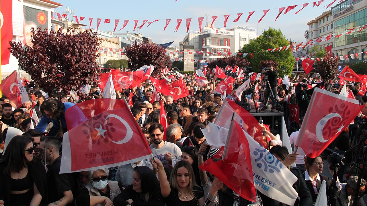 ‘Türkiye’yi ayağa kaldıracağız’ (11)