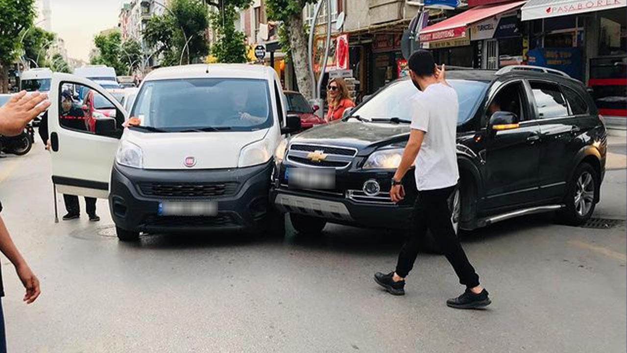 Dörtyol mevkiinde maddi hasarlı kaza (3)