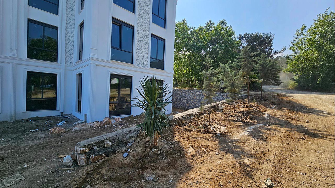 Esenköy Belediyesi’nin yeni hizmet binası inşaatı sürüyor (6)