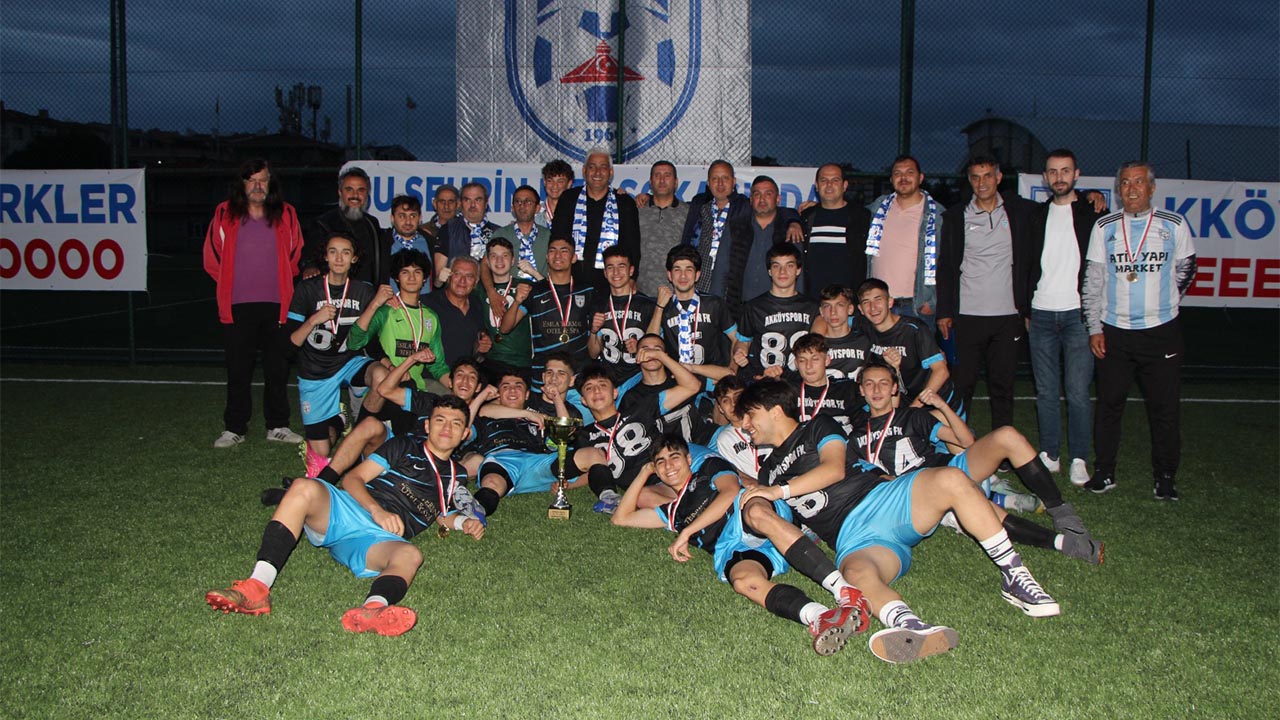Akköyspor U17 Ligi Şampiyonu!4