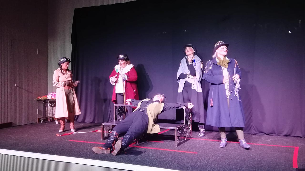 İsveç Kibriti Sahnelendi5