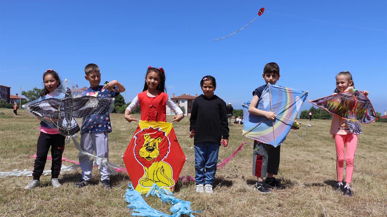 Gökyüzü Rengarenk Oldu (6)