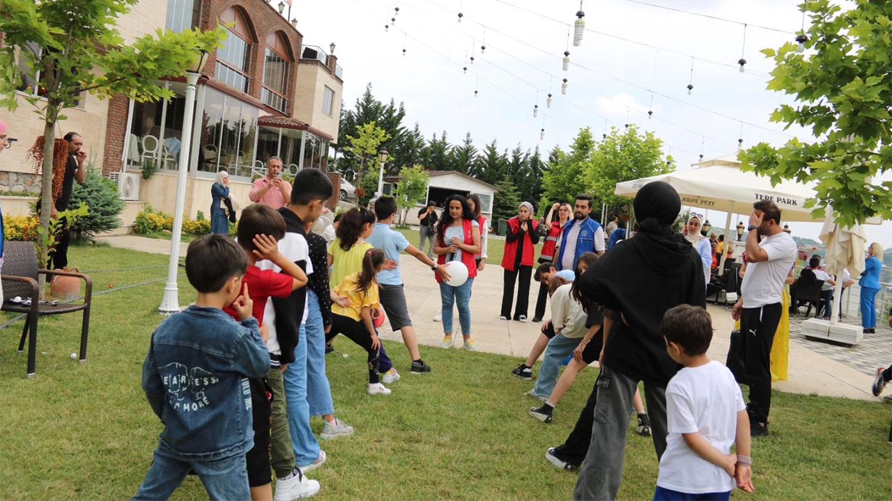 ‘Merkezim Her Yerde’ projesi çocuklarla buluşmaya devam ediyor (3)