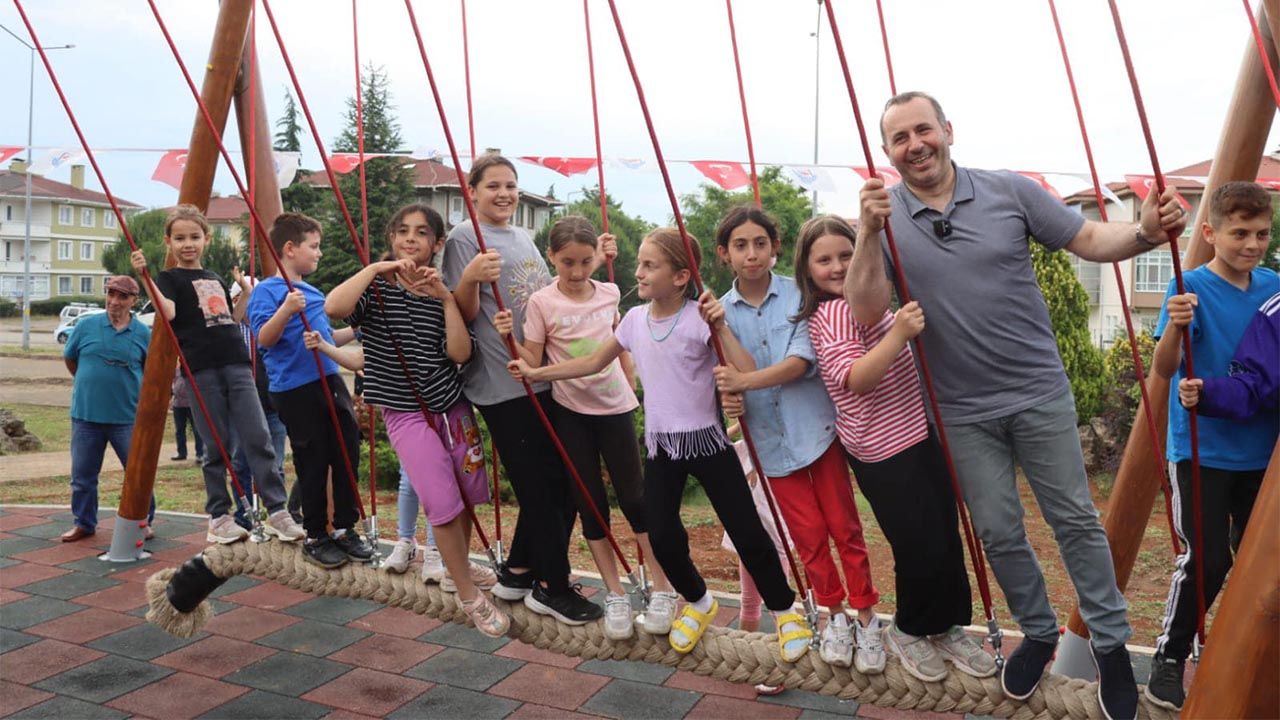 Yalova Belediyesi’nden Paşakent Mahallesi’ne yeni hizmet (2)