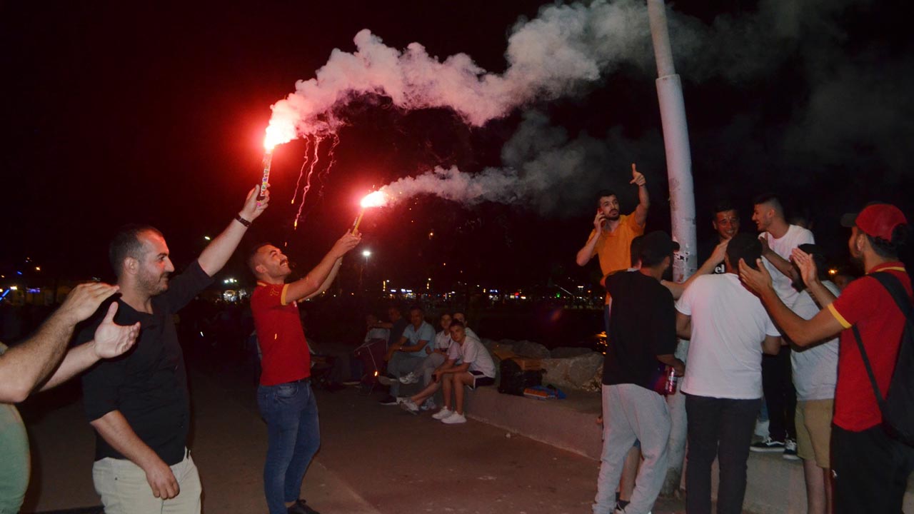 Yalova UltrAslan’dan Gövde Gösterisi