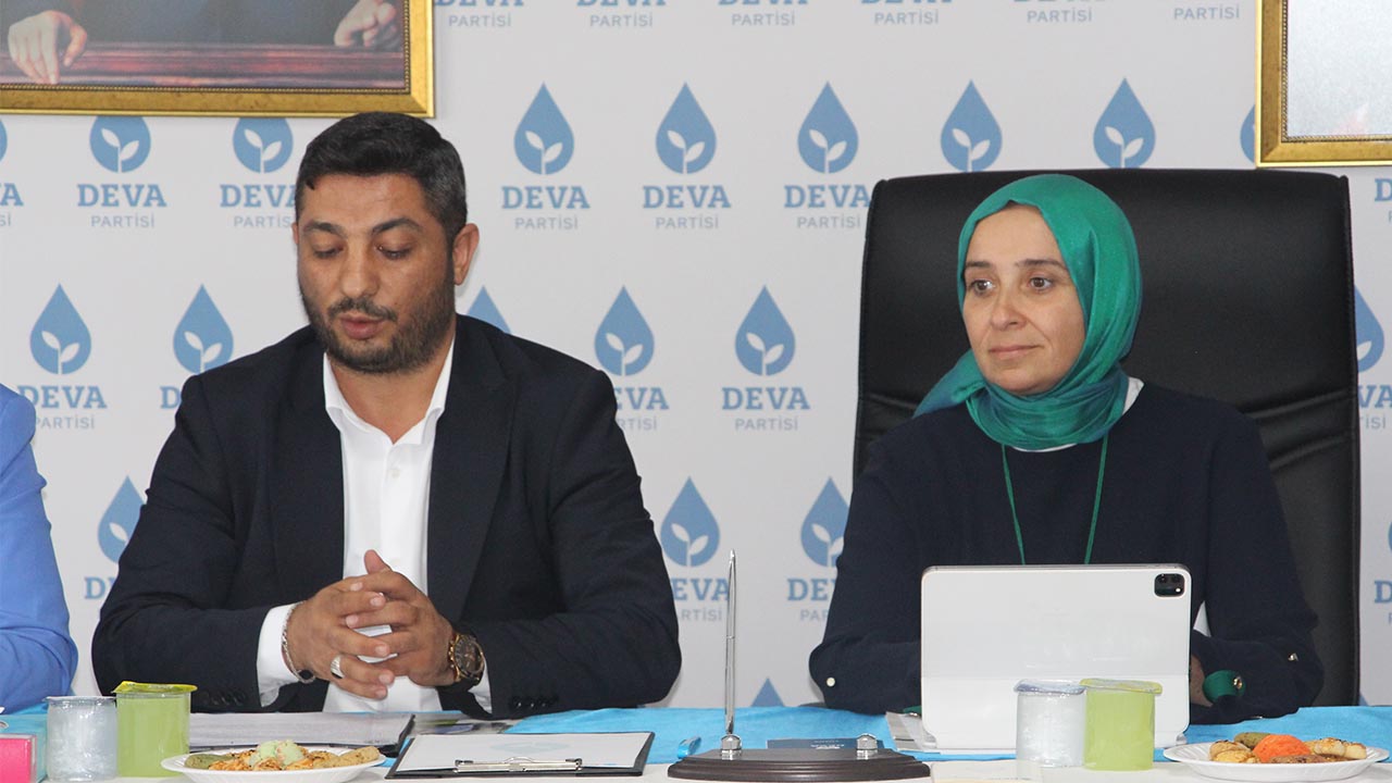 DEVA Partisi İstanbul Milletvekili Elif Esen Yalova’da (11)