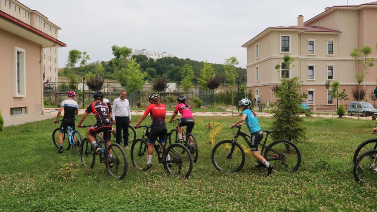 Yalovalı Bisikletçiler Bolu’da Pedal Çevirecek (2)