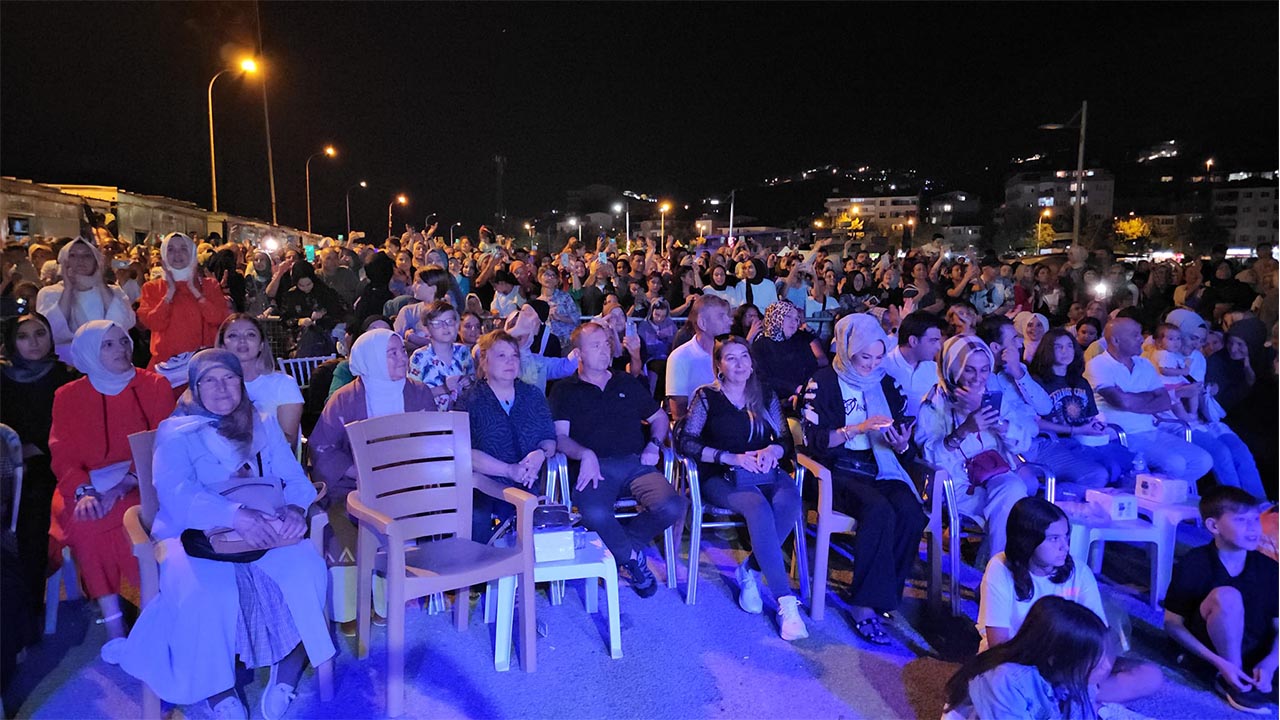 Esenköy Gençlik Festivali’nde Karadeniz rüzgârı esti (4)