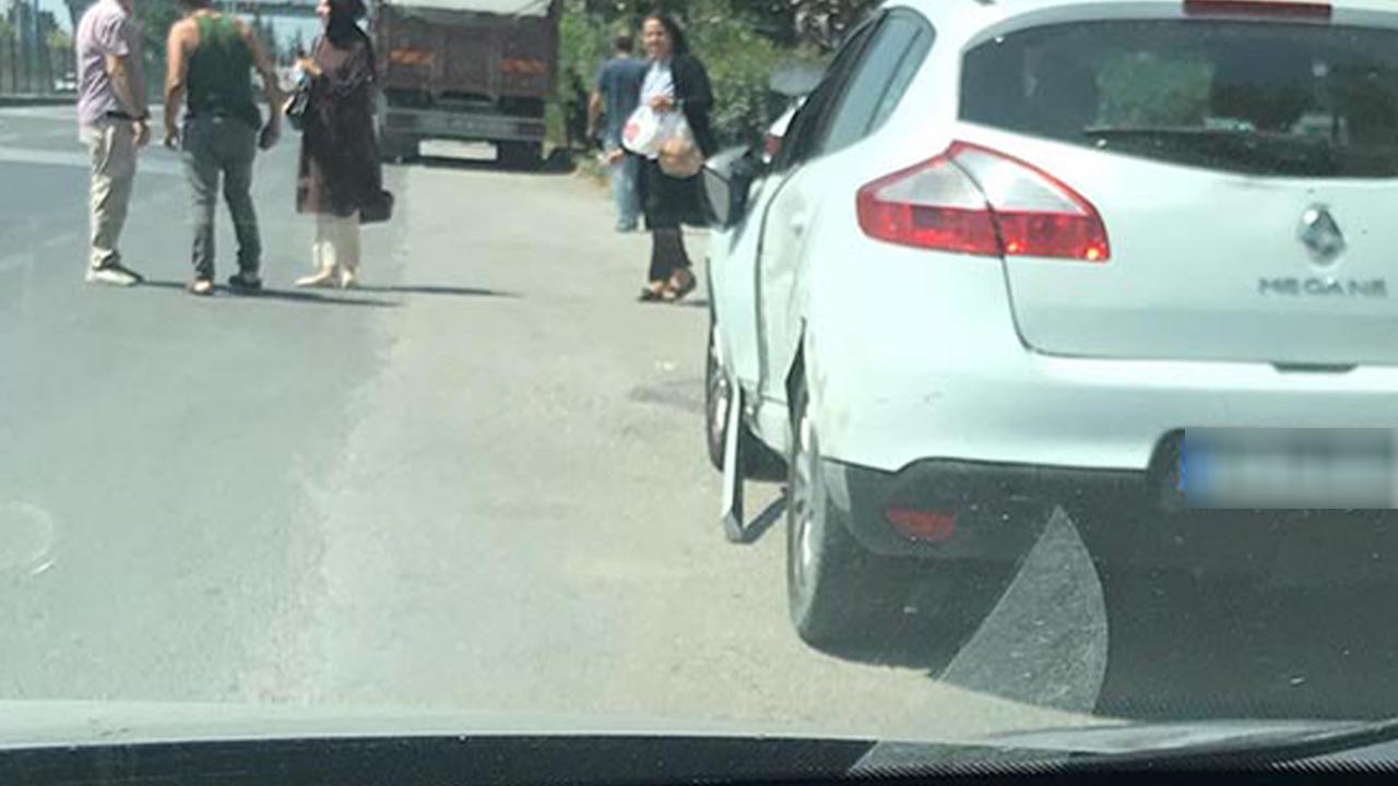 Yalova - İzmit Karayolu’nda maddi hasarlı trafik kazası (3)