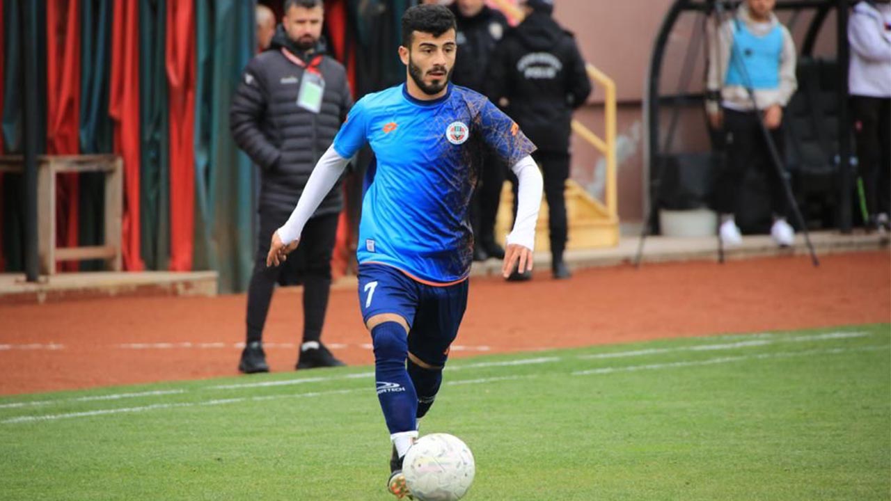 Karamürselspor Yalova’dan Birçok İsmi Transfer Etti (1)