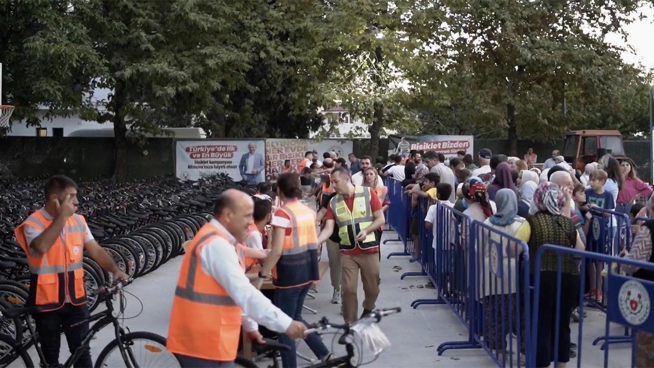Altınova’da “Her eve bir bisiklet Projesi” dağıtımları devam ediyor3