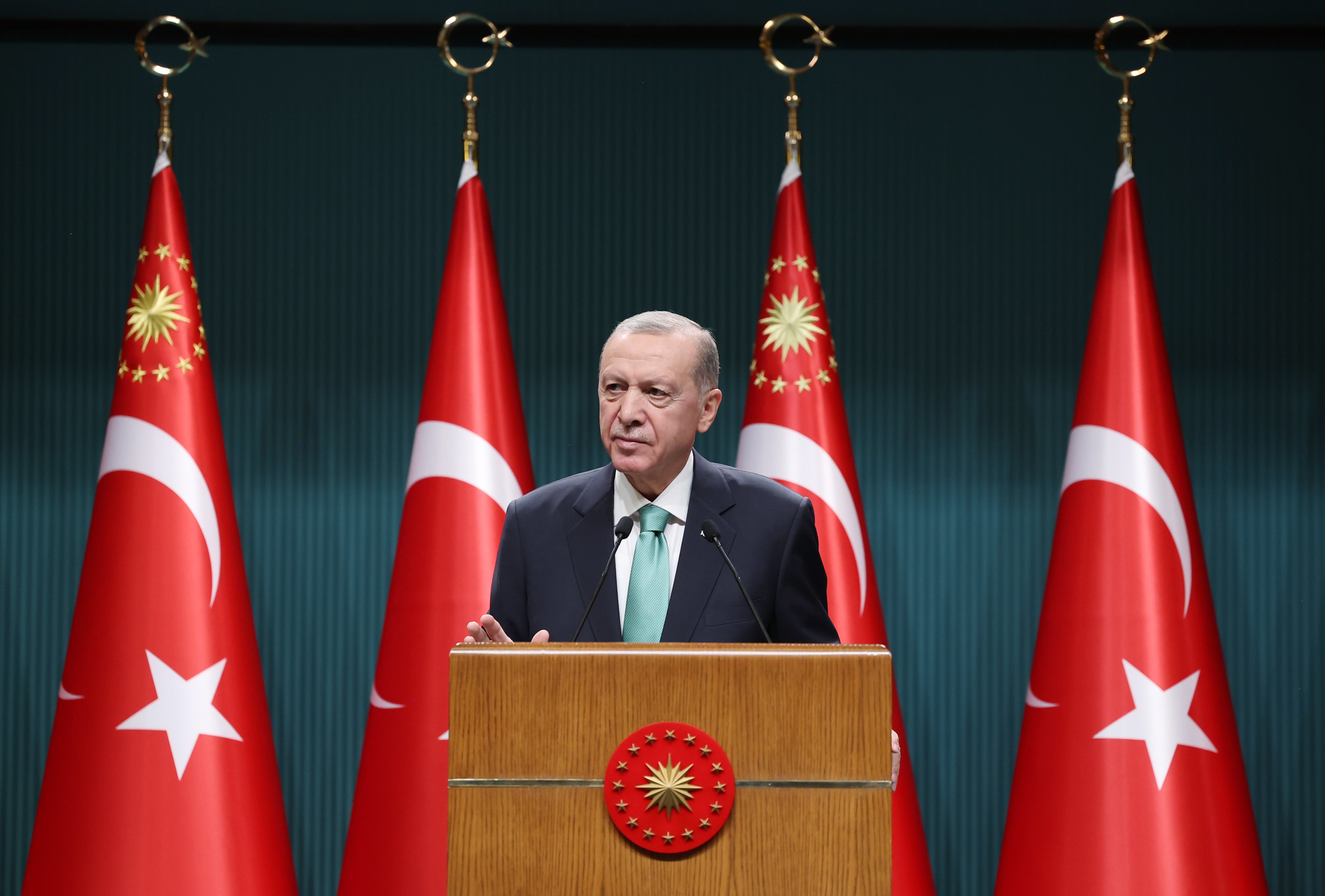 cumhurbaşkanı-erdoğan-telefon-bilgisayar-destek (1)