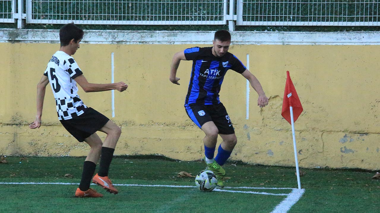 gol-futbol-kirmizi-kart-mac-akkoyspor-yalova (4)
