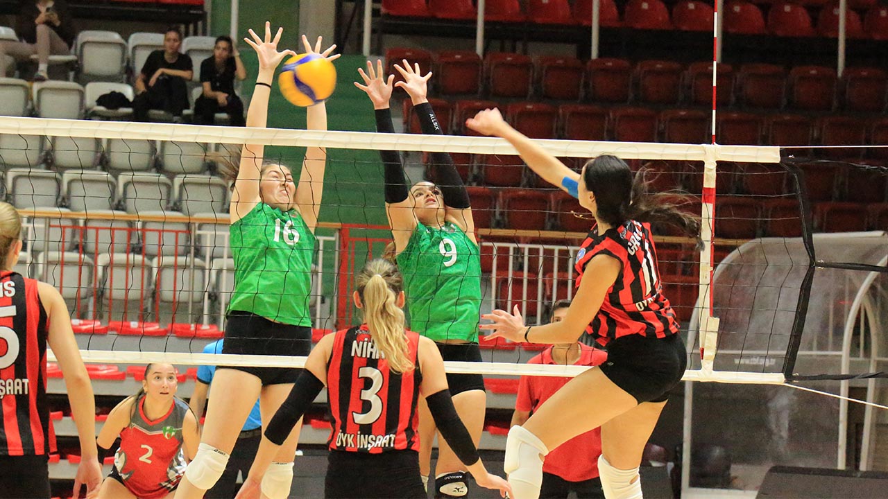 voleybol-sultan-galibiyet-spor-yalova-haber-gazete (1)