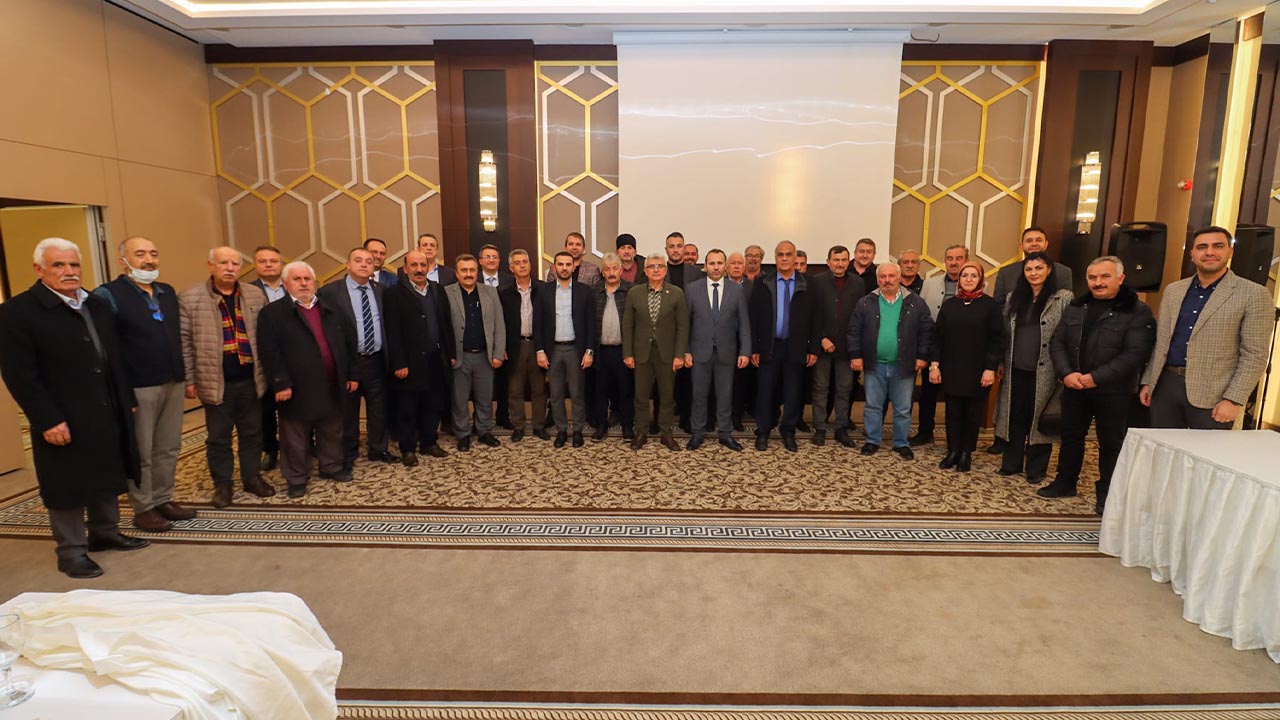 yalova- belediye- baskan- mustafa- tutuk- muhtar- kutlama (1)