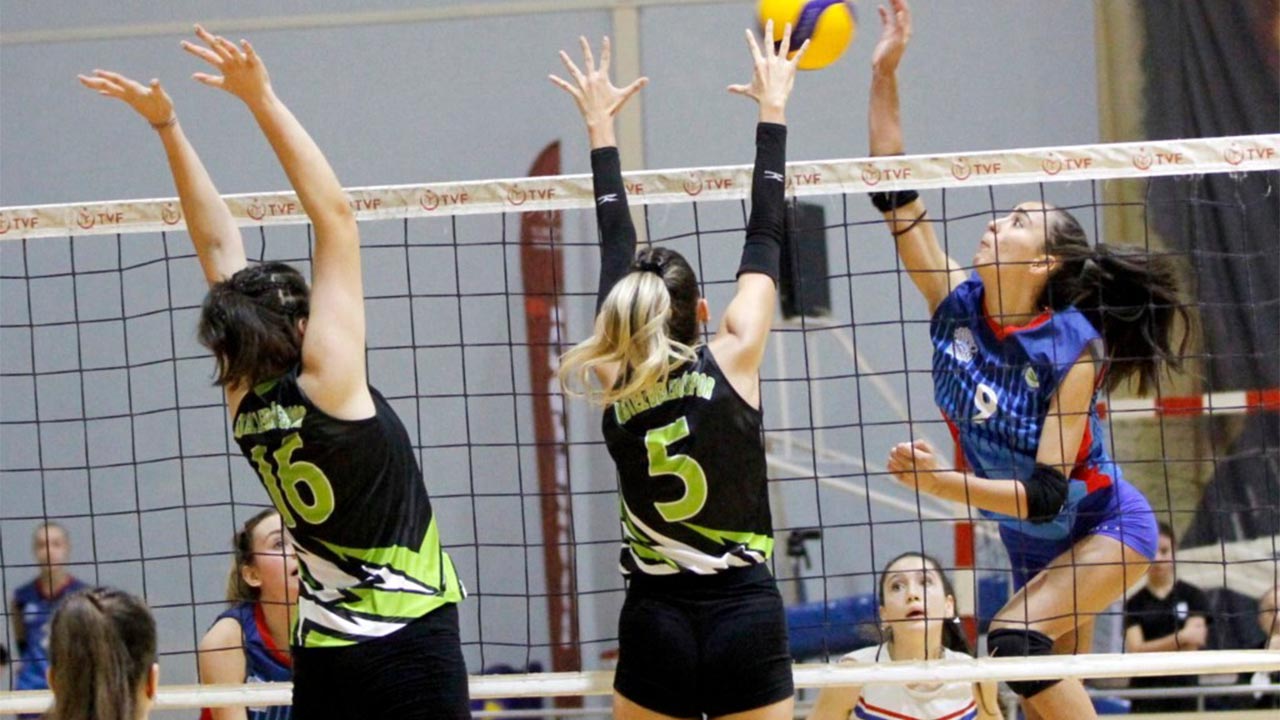 yalova-ciftlikkoy-kadin-voleybol-karsilasma-zirve (2)