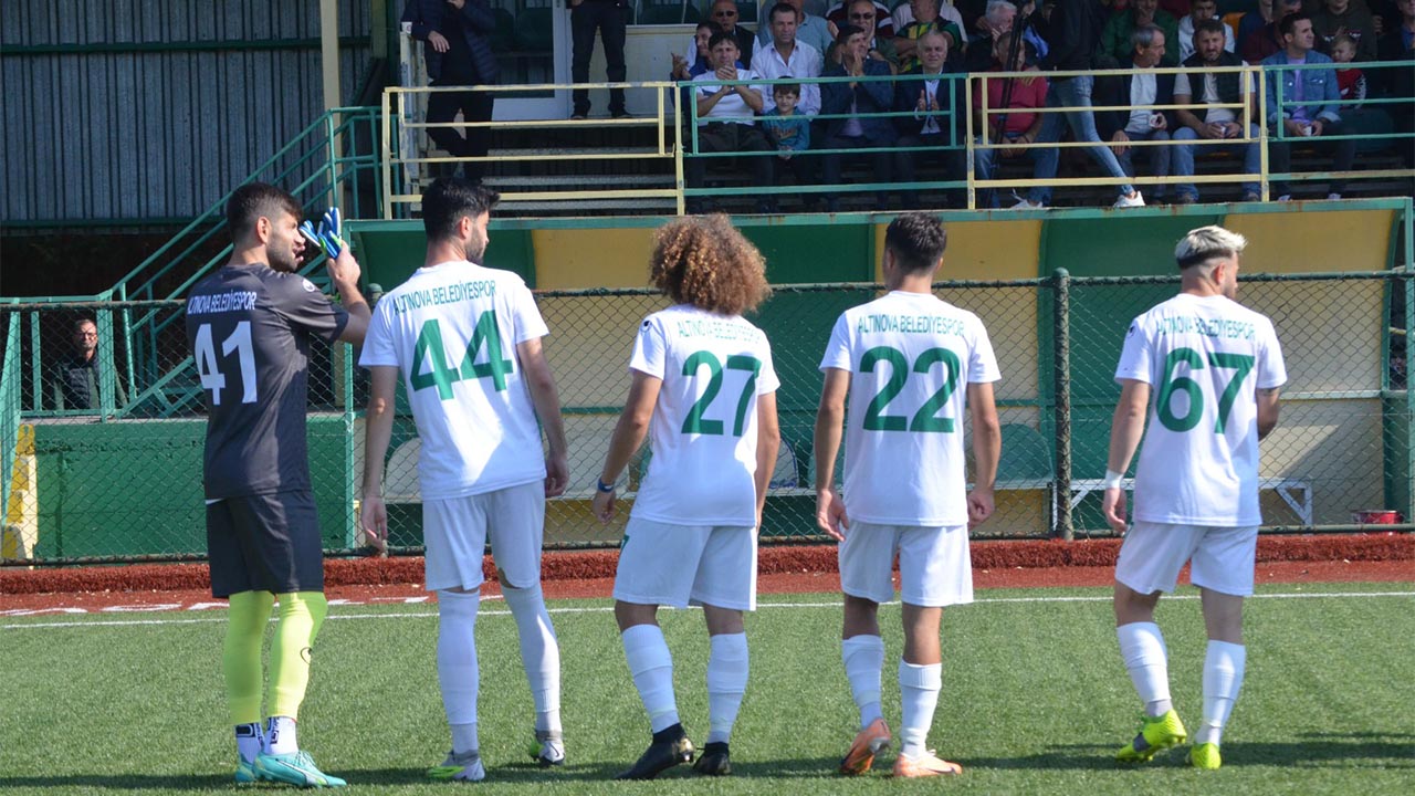 yalova- futbol- penaltı- gol- maglubiyet- abdurrahman- gunes- teknik- adam (1)