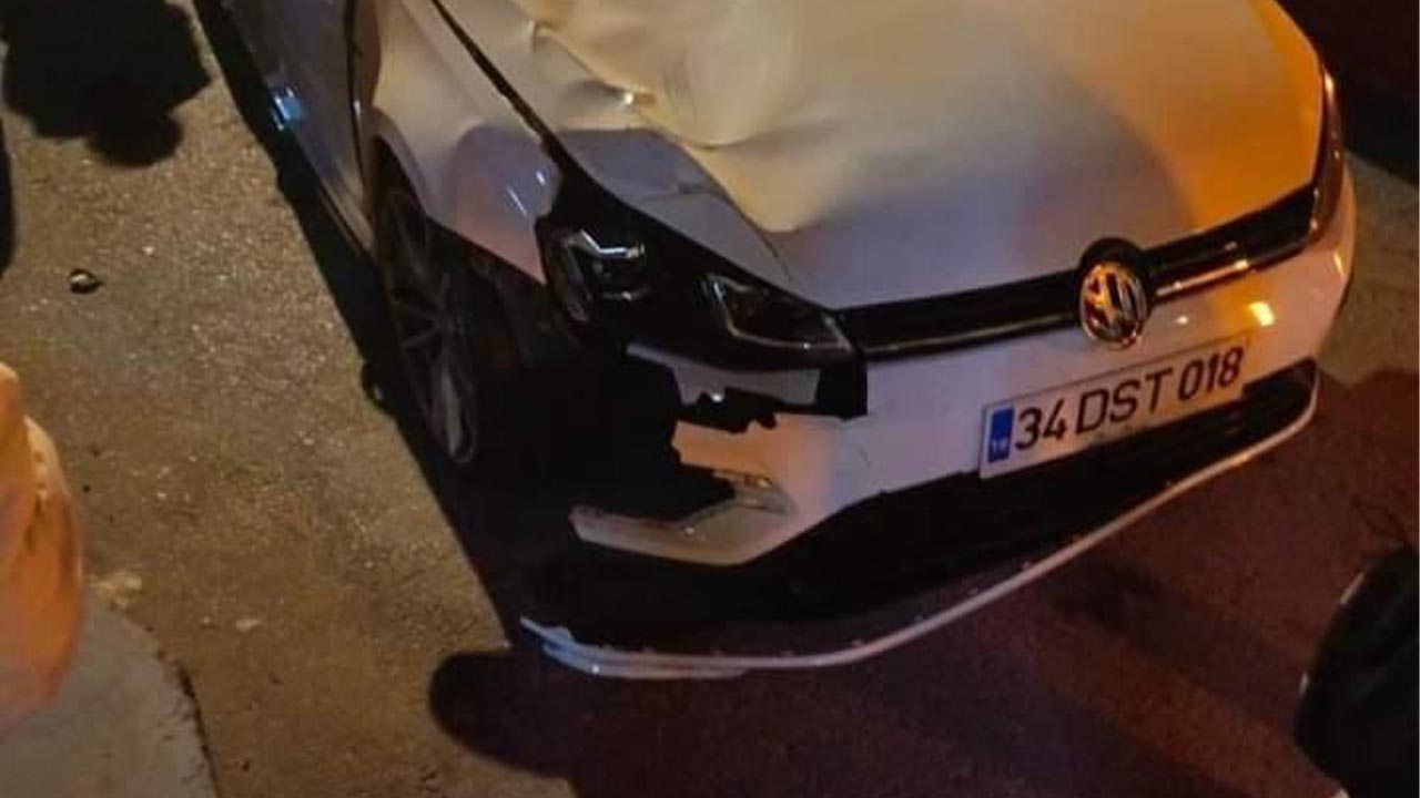 Gaziosmanpaşa’da yolun karşısına geçmeye çalışan kadına otomobil çarptı Kaza anı kamerada (2)