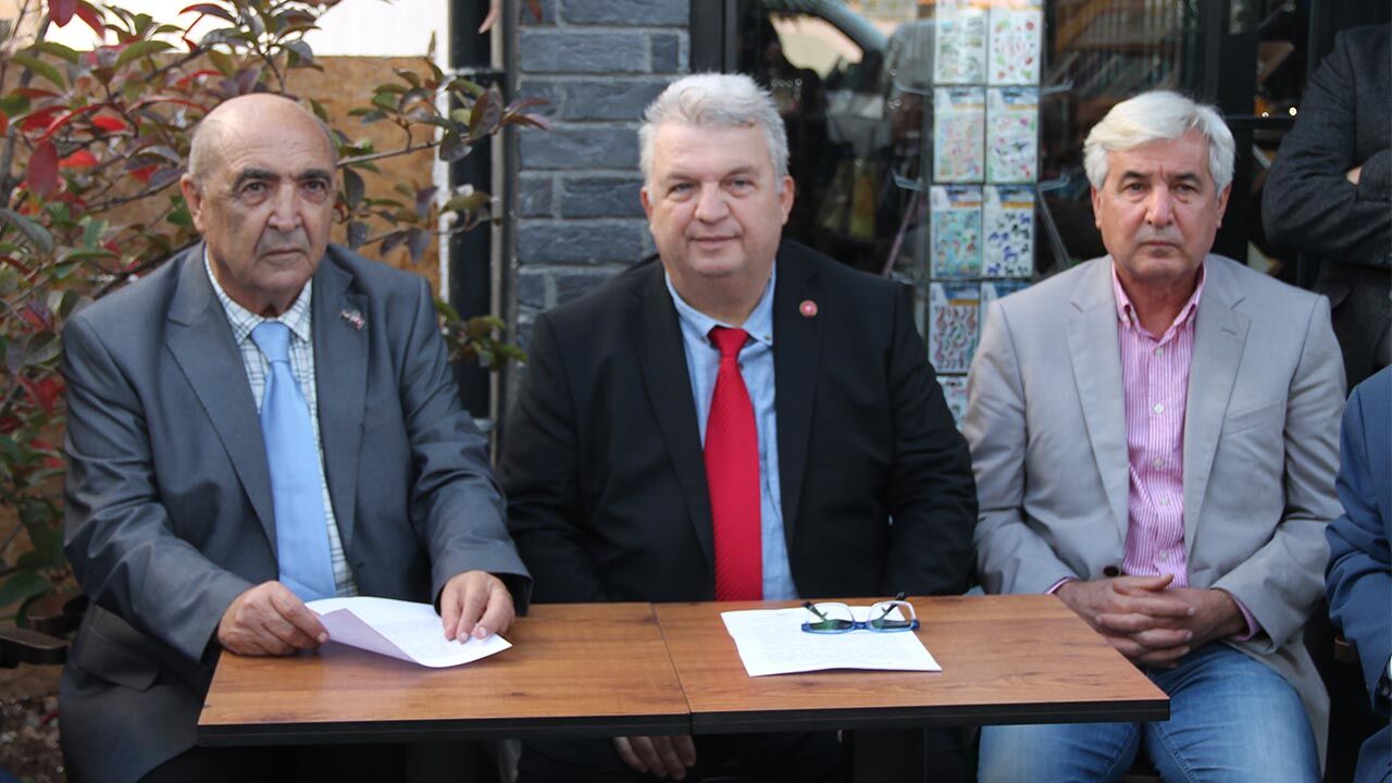 yalova- zafer- parti- istifa- uye (1)